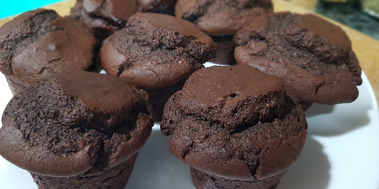 Muffins de chocolate con avellanas (vegano)